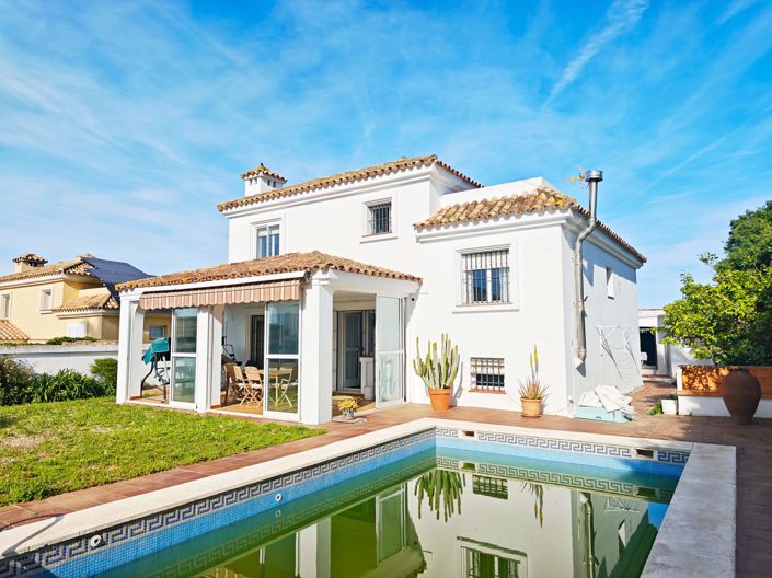 Image No.19-Villa de 4 chambres à vendre à Algeciras