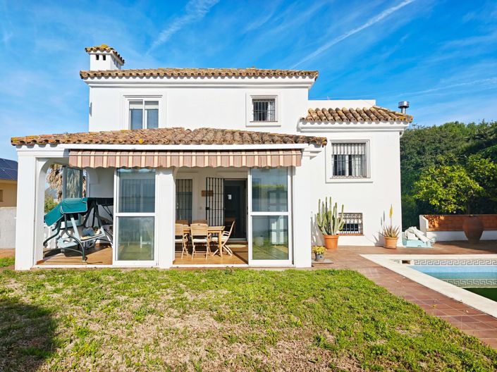 Image No.20-Villa de 4 chambres à vendre à Algeciras