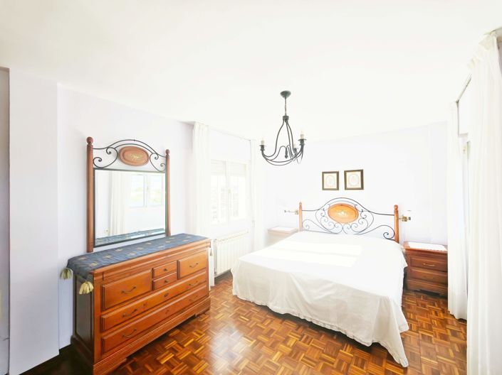 Image No.36-Villa de 4 chambres à vendre à Algeciras