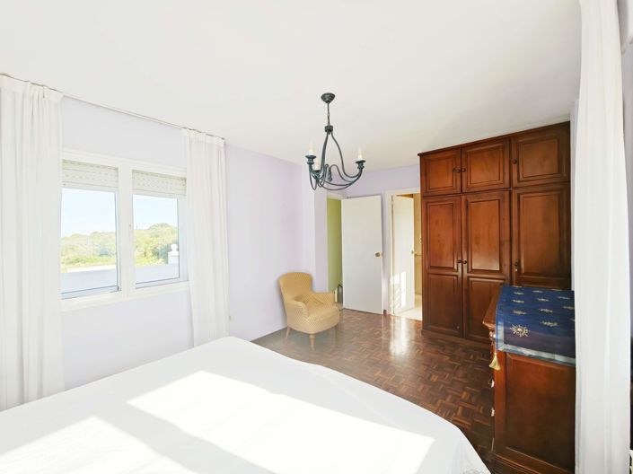 Image No.39-Villa de 4 chambres à vendre à Algeciras