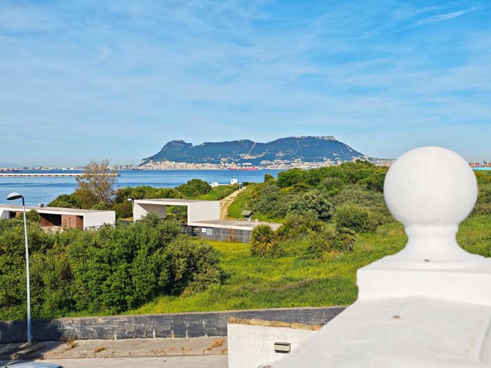 Image No.49-Villa de 4 chambres à vendre à Algeciras