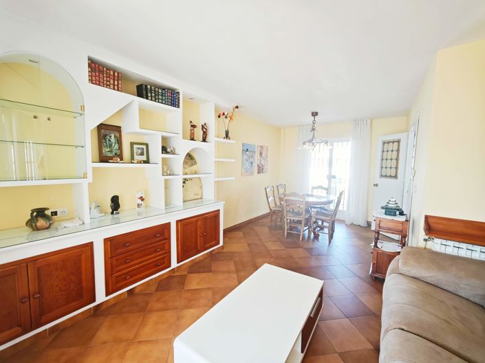 Image No.9-Villa de 4 chambres à vendre à Algeciras