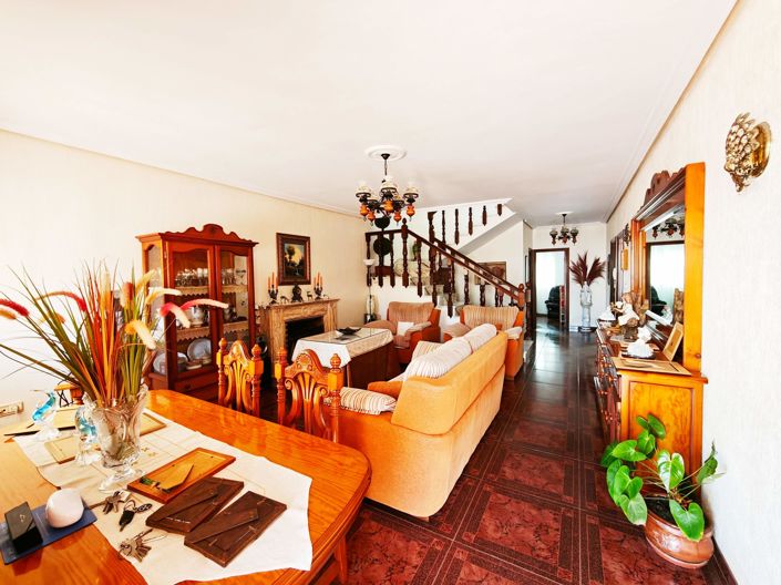 Image No.5-Villa de 5 chambres à vendre à Algeciras