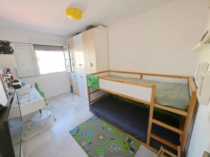 Image No.23-2 Bed Flat for sale