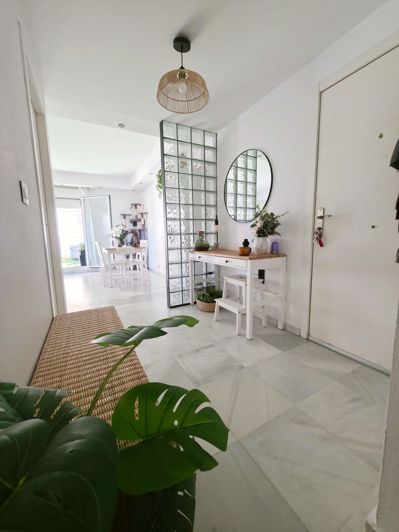 Image No.5-2 Bed Flat for sale