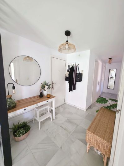 Image No.8-2 Bed Flat for sale