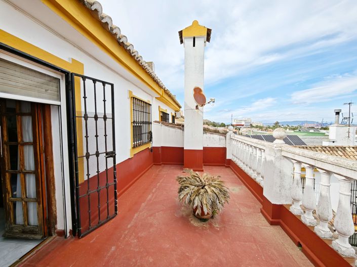 Image No.33-4 Bed Property for sale