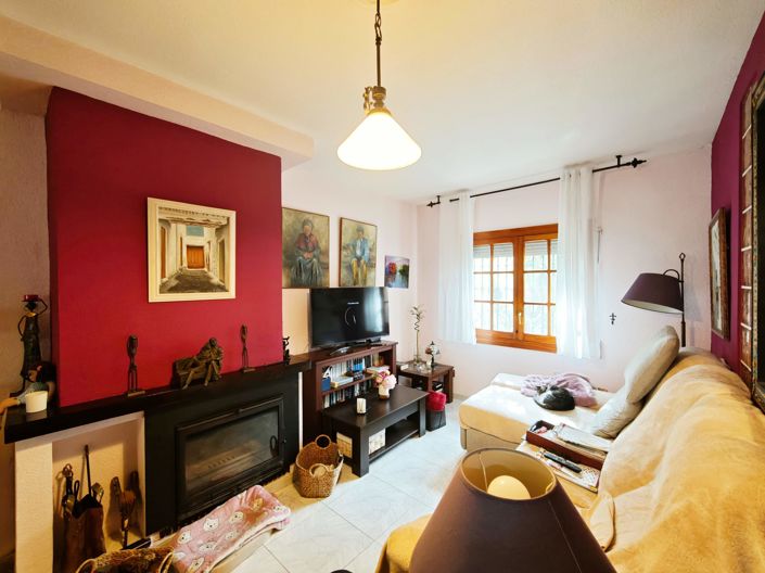 Image No.6-4 Bed Property for sale