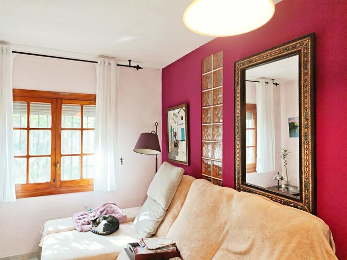 Image No.8-4 Bed Property for sale