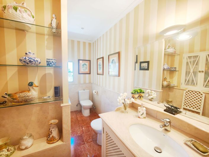 Image No.31-Villa de 15 chambres à vendre à Algeciras