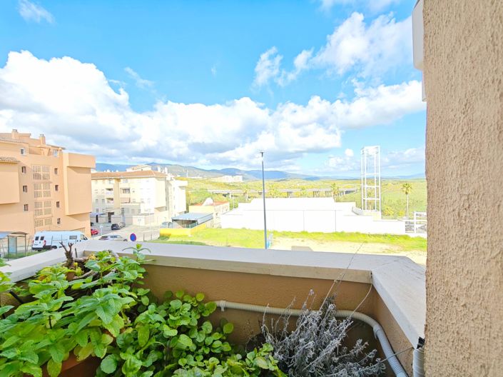 Image No.17-3 Bed Flat for sale