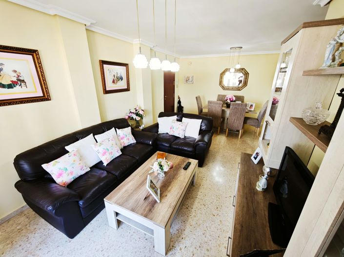 Image No.4-3 Bed Flat for sale