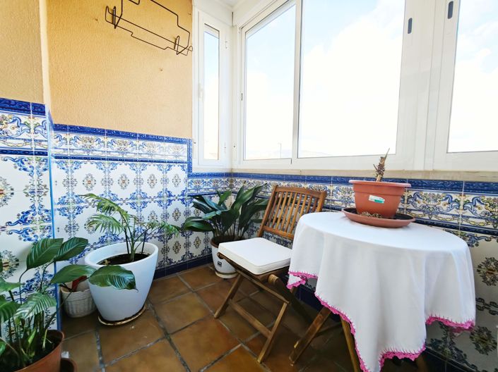 Image No.9-3 Bed Flat for sale