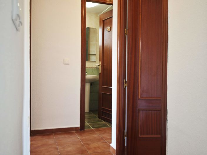 Image No.16-3 Bed Property for sale