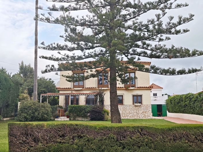 Image No.11-5 Bed Villa for sale