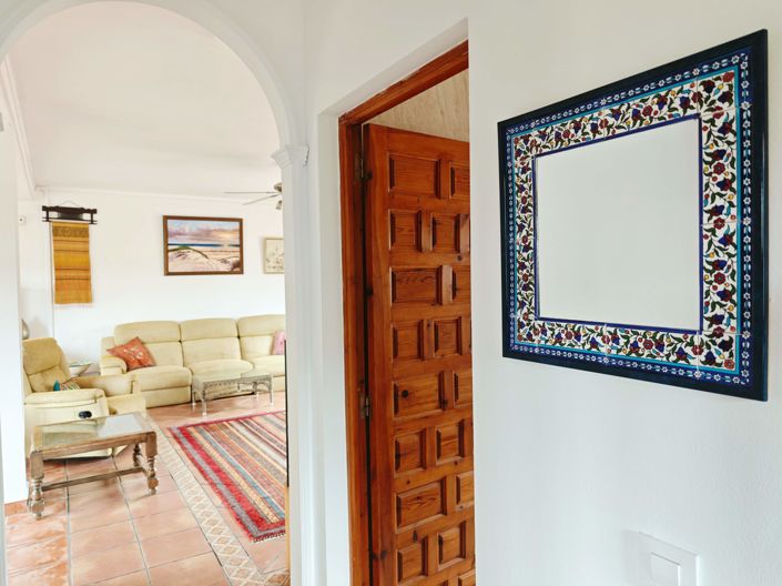 Image No.29-5 Bed Villa for sale