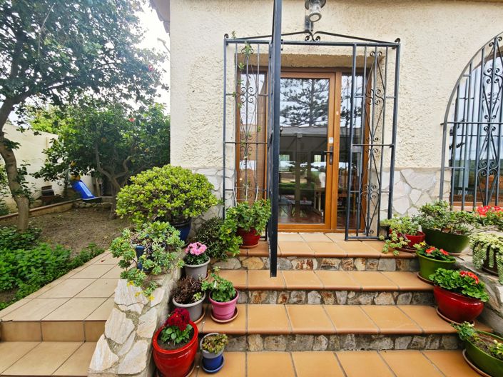 Image No.37-5 Bed Villa for sale