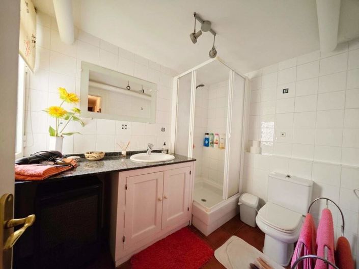 Image No.35-4 Bed House for sale