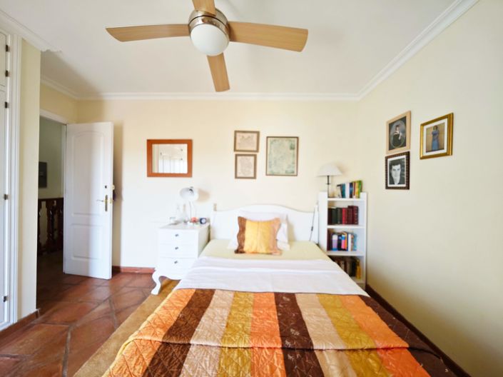 Image No.39-4 Bed House for sale