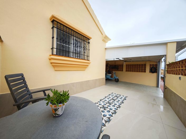 Image No.21-3 Bed Townhouse for sale