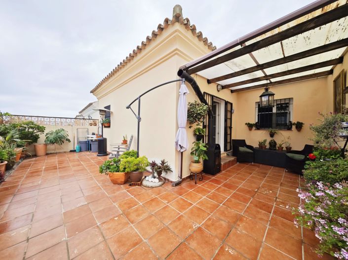 Image No.22-3 Bed Townhouse for sale