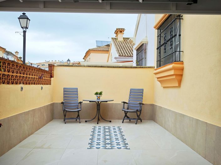Image No.25-3 Bed Townhouse for sale