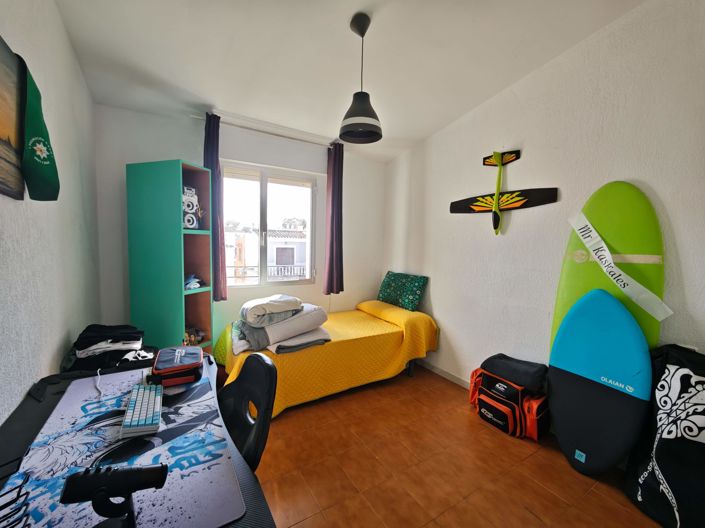 Image No.20-4 Bed Townhouse for sale