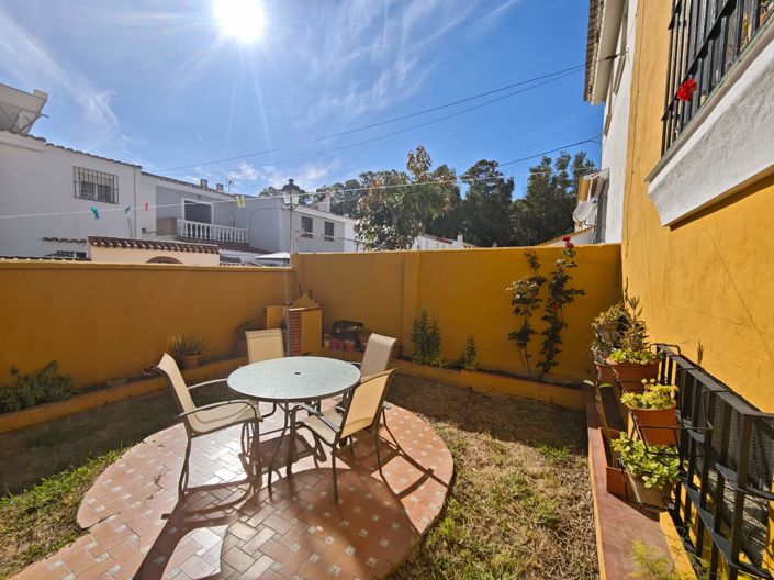 Image No.3-4 Bed Townhouse for sale