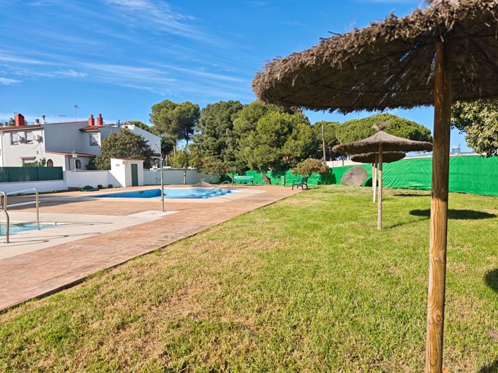 Image No.44-4 Bed Townhouse for sale