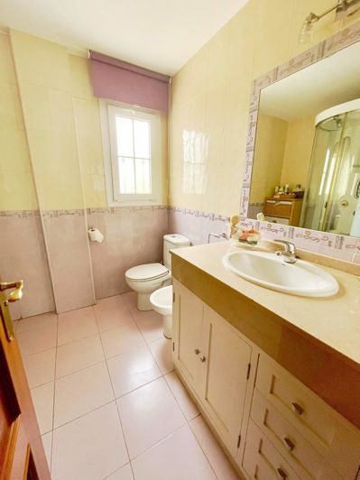 Image No.23-4 Bed Villa for sale