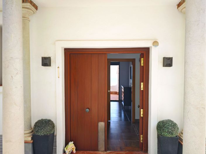 Image No.12-5 Bed Villa for sale
