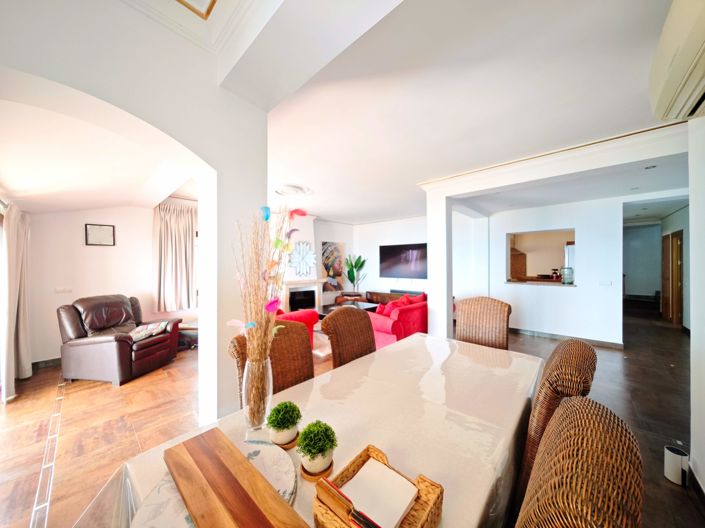 Image No.17-5 Bed Villa for sale