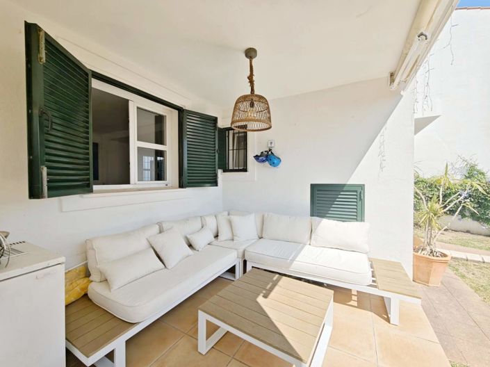 Image No.40-4 Bed Semi-Detached for sale