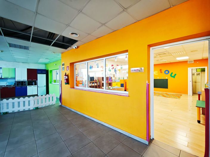 Image No.24-6 Bed Commercial for sale