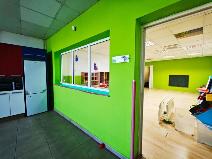 Image No.29-6 Bed Commercial for sale