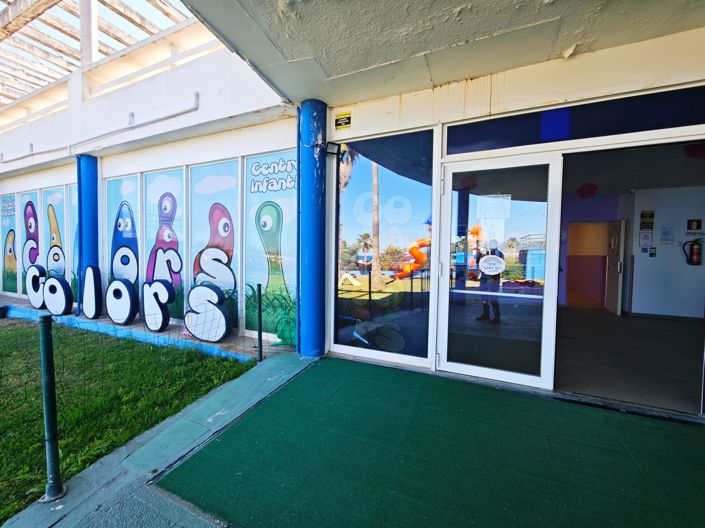 Image No.4-6 Bed Commercial for sale