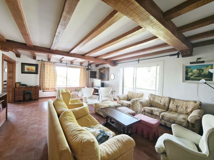 Image No.22-8 Bed Villa for sale