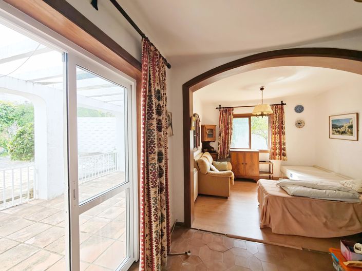 Image No.32-8 Bed Villa for sale