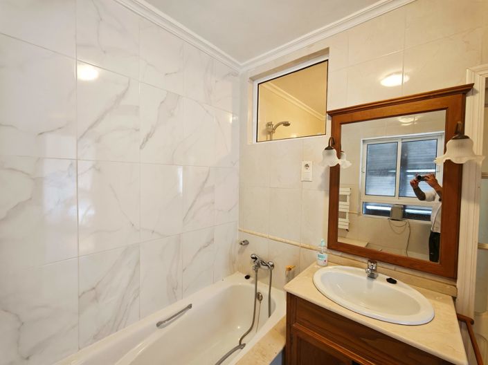 Image No.39-8 Bed Villa for sale