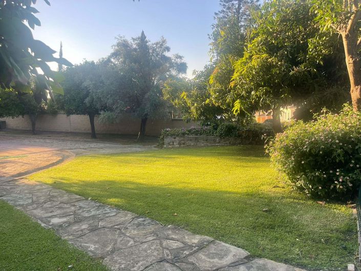 Image No.48-8 Bed Villa for sale