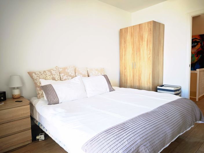Image No.22-4 Bed Semi-Detached for sale