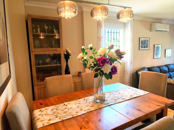 Image No.27-4 Bed Semi-Detached for sale