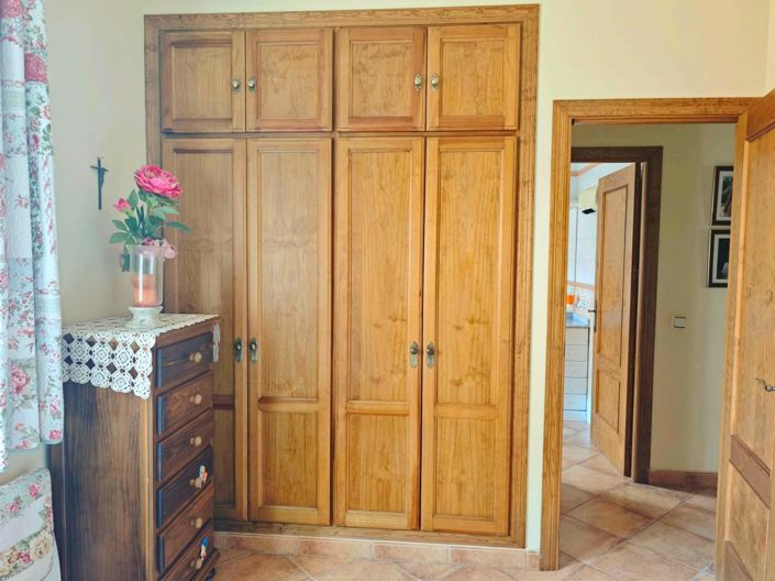 Image No.19-7 Bed Villa for sale