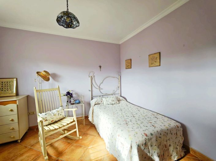 Image No.20-7 Bed Villa for sale