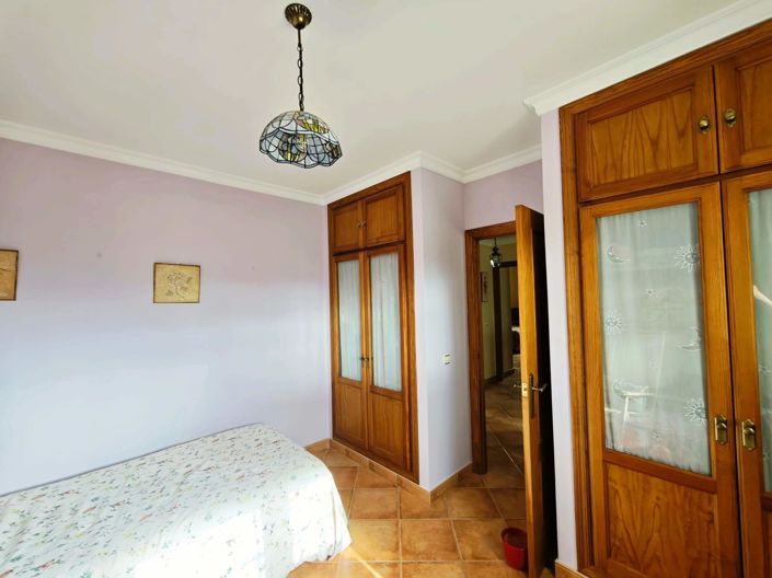 Image No.21-7 Bed Villa for sale