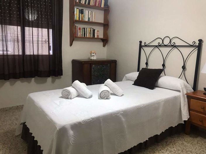 Image No.9-3 Bed Property for sale