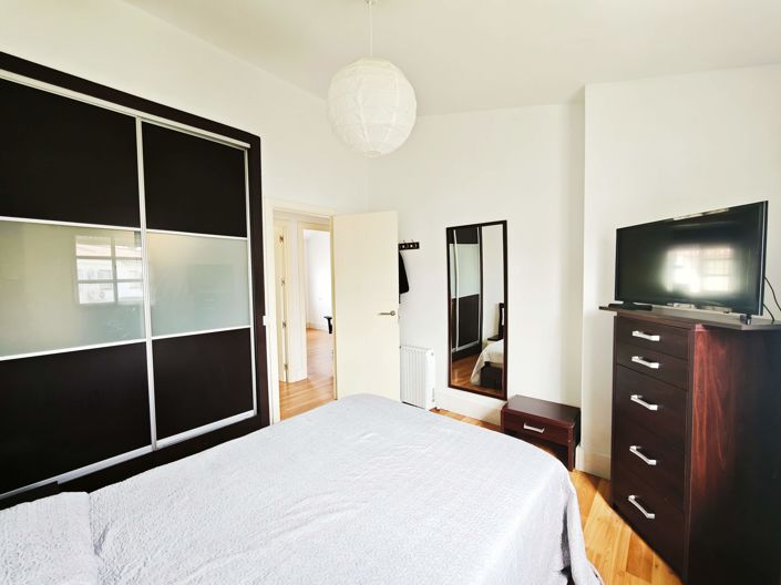Image No.18-3 Bed Townhouse for sale