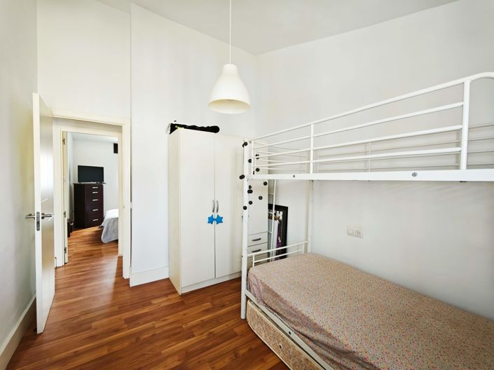 Image No.25-3 Bed Townhouse for sale