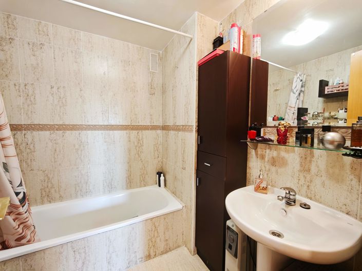 Image No.13-Appartement de 2 chambres à vendre à Algeciras