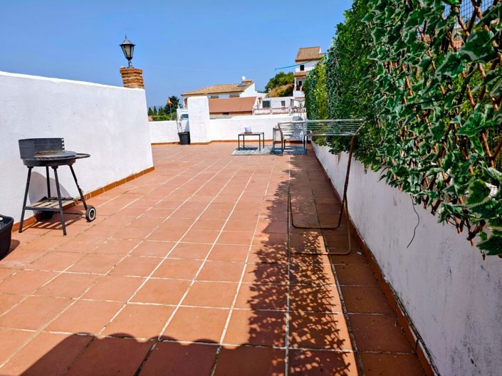 Image No.26-3 Bed Village House for sale